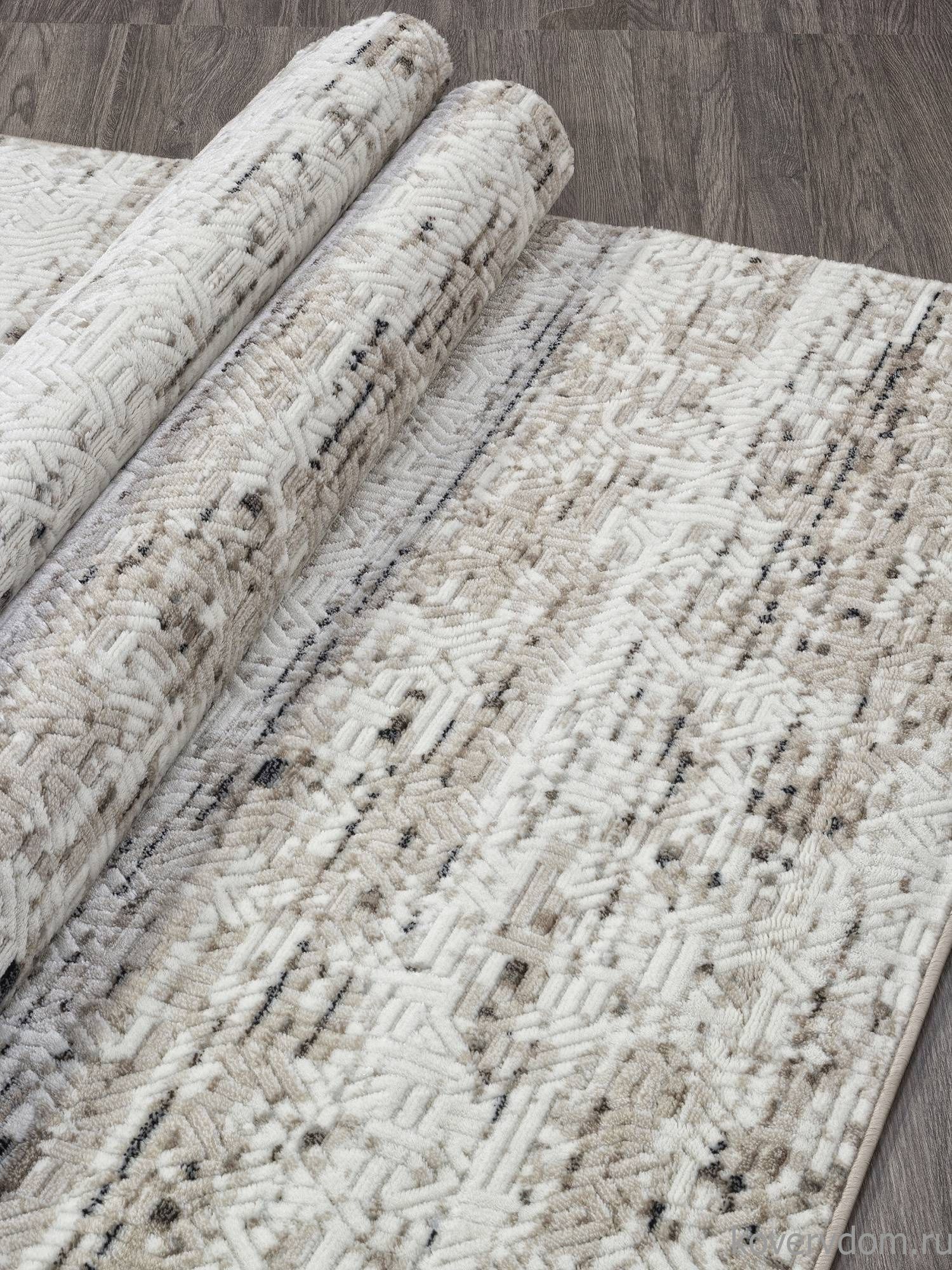 Ковер MAKSIMUS L042 BEIGE