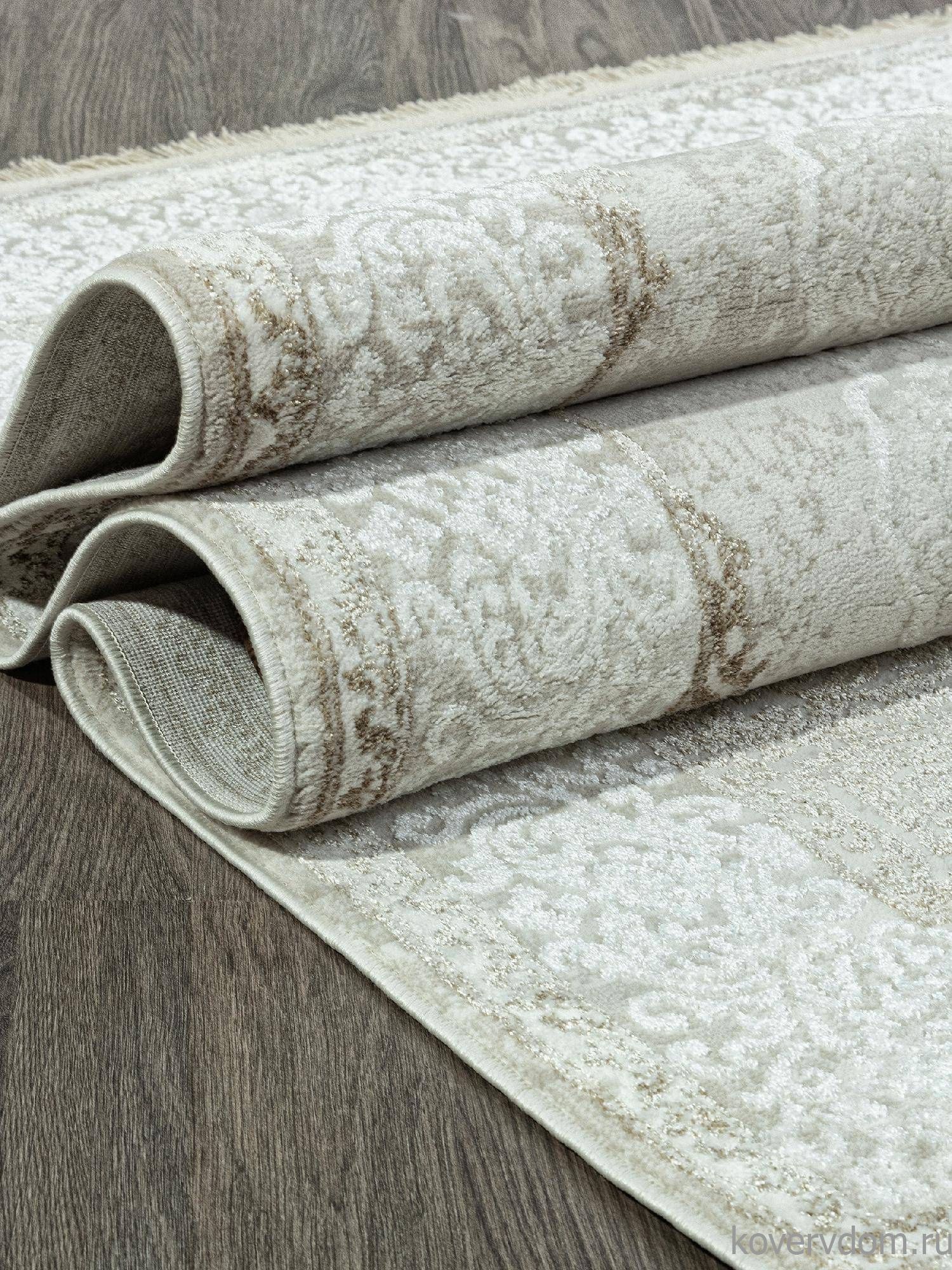 Ковер RUBI 26702A CREAM / WHITE Ковер RUBI 26702A CREAM / WHITE